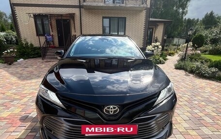 Toyota Camry, 2020 год, 3 000 000 рублей, 9 фотография