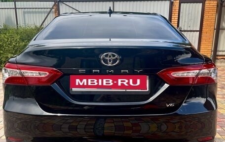 Toyota Camry, 2020 год, 3 000 000 рублей, 10 фотография