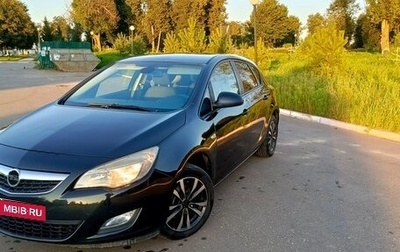 Opel Astra J, 2011 год, 605 000 рублей, 1 фотография