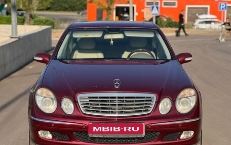 Mercedes-Benz E-Класс, 2003 год, 707 000 рублей, 1 фотография