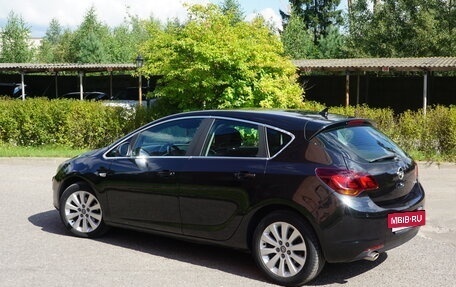 Opel Astra J, 2011 год, 790 000 рублей, 6 фотография