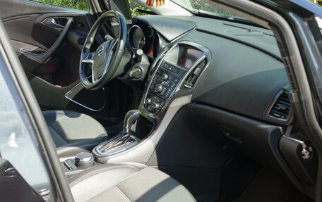 Opel Astra J, 2011 год, 790 000 рублей, 11 фотография