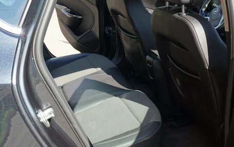 Opel Astra J, 2011 год, 790 000 рублей, 12 фотография