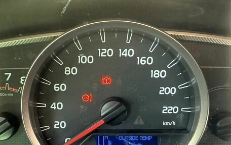 Toyota RAV4, 2014 год, 1 850 000 рублей, 4 фотография