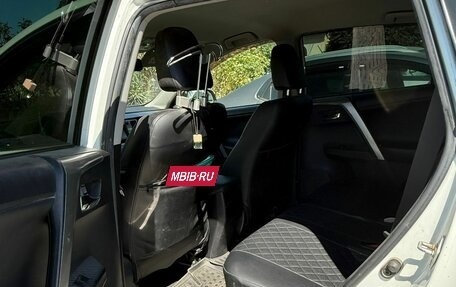 Toyota RAV4, 2014 год, 1 850 000 рублей, 3 фотография