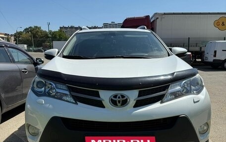 Toyota RAV4, 2014 год, 1 850 000 рублей, 11 фотография