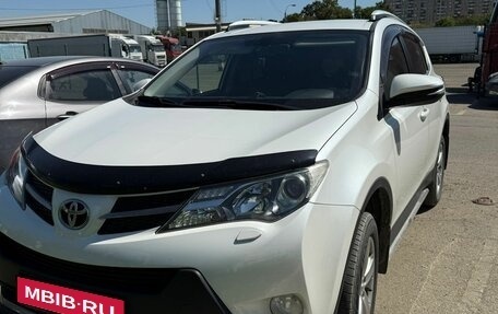 Toyota RAV4, 2014 год, 1 850 000 рублей, 8 фотография