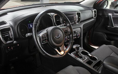 KIA Sportage IV рестайлинг, 2018 год, 1 998 000 рублей, 16 фотография