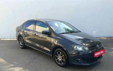 Volkswagen Polo VI (EU Market), 2013 год, 630 000 рублей, 3 фотография