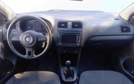 Volkswagen Polo VI (EU Market), 2013 год, 630 000 рублей, 11 фотография