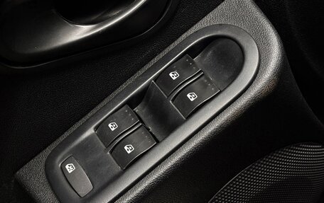 Renault Duster I рестайлинг, 2014 год, 1 040 000 рублей, 8 фотография