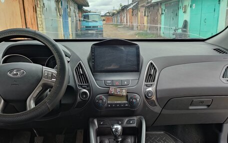 Hyundai ix35 I рестайлинг, 2014 год, 1 300 000 рублей, 11 фотография