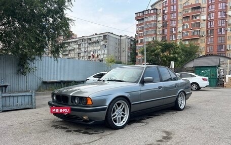 BMW 5 серия, 1991 год, 885 000 рублей, 3 фотография