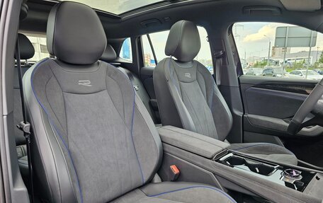 Volkswagen Tiguan, 2025 год, 4 800 000 рублей, 29 фотография
