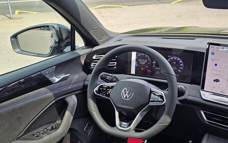 Volkswagen Tiguan, 2025 год, 4 800 000 рублей, 23 фотография