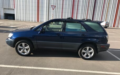 Lexus RX IV рестайлинг, 2002 год, 920 000 рублей, 6 фотография