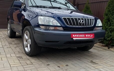Lexus RX IV рестайлинг, 2002 год, 920 000 рублей, 2 фотография