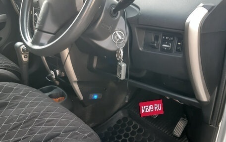 Toyota Ist II, 2002 год, 420 000 рублей, 9 фотография
