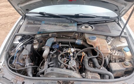 Audi A4, 1997 год, 320 000 рублей, 11 фотография
