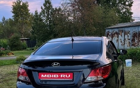 Hyundai Solaris II рестайлинг, 2011 год, 555 000 рублей, 5 фотография