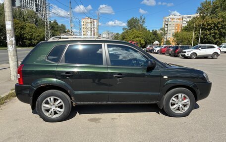 Hyundai Tucson III, 2008 год, 750 000 рублей, 3 фотография