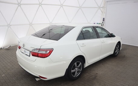 Toyota Camry, 2015 год, 1 790 000 рублей, 3 фотография
