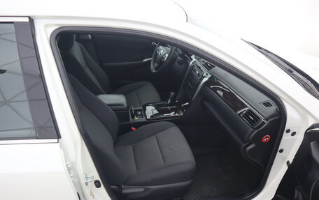 Toyota Camry, 2015 год, 1 790 000 рублей, 13 фотография