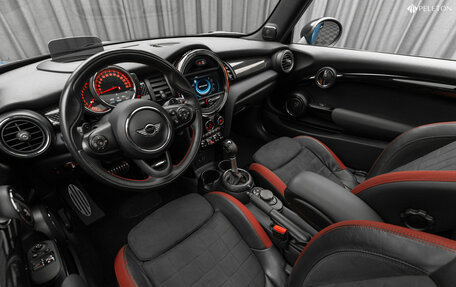 MINI Hatch, 2016 год, 2 640 000 рублей, 9 фотография