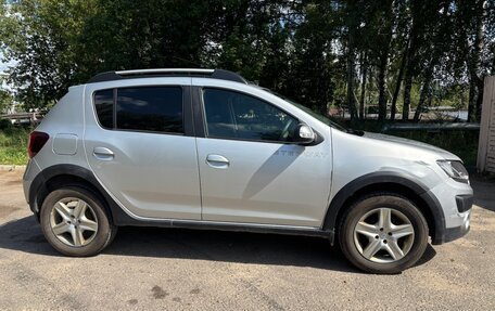 Renault Sandero II рестайлинг, 2018 год, 600 000 рублей, 4 фотография