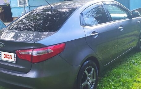 KIA Rio III рестайлинг, 2014 год, 700 000 рублей, 2 фотография
