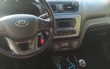 KIA Rio III рестайлинг, 2014 год, 700 000 рублей, 6 фотография