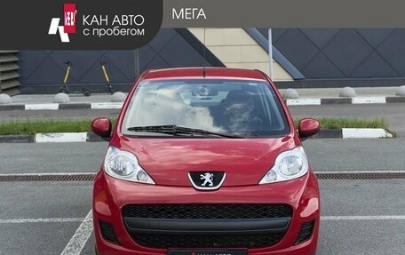 Peugeot 107 I рестайлинг, 2010 год, 548 000 рублей, 3 фотография