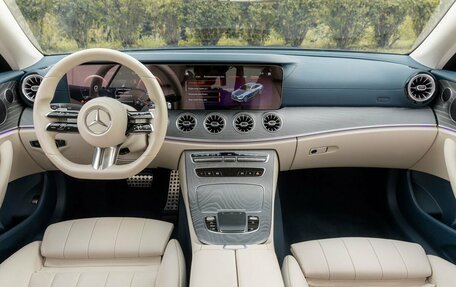Mercedes-Benz E-Класс, 2021 год, 5 300 000 рублей, 32 фотография