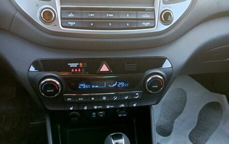 Hyundai Tucson III, 2017 год, 1 860 000 рублей, 13 фотография