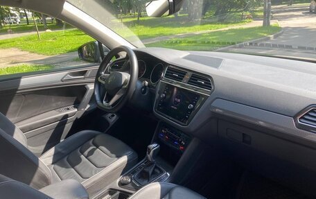 Volkswagen Tiguan II, 2021 год, 3 410 000 рублей, 9 фотография