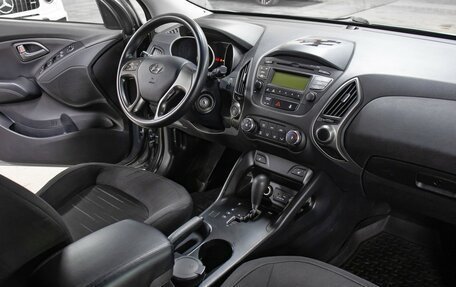 Hyundai ix35 I рестайлинг, 2015 год, 949 000 рублей, 11 фотография