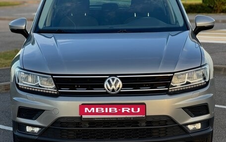 Volkswagen Tiguan II, 2018 год, 2 430 000 рублей, 9 фотография