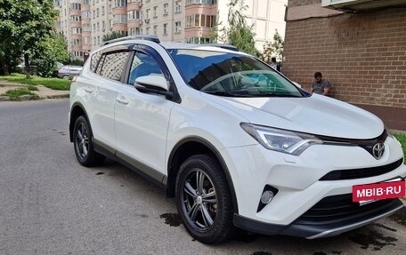 Toyota RAV4, 2017 год, 2 550 000 рублей, 5 фотография
