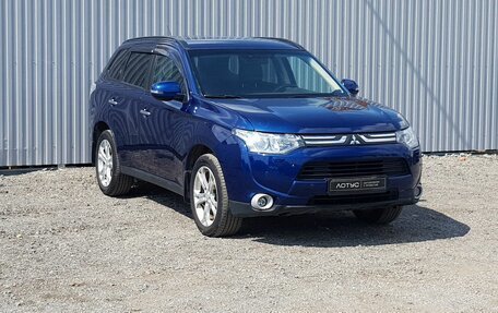 Mitsubishi Outlander III рестайлинг 3, 2013 год, 1 595 000 рублей, 1 фотография