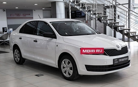 Skoda Rapid I, 2016 год, 1 050 000 рублей, 3 фотография