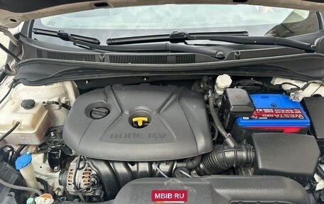 Hyundai i40 I рестайлинг, 2013 год, 1 190 000 рублей, 15 фотография
