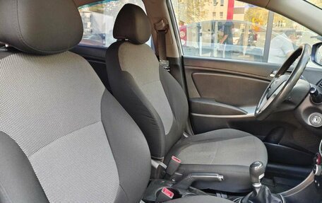 Hyundai Solaris II рестайлинг, 2012 год, 660 000 рублей, 10 фотография