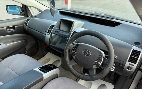 Toyota Prius, 2006 год, 849 999 рублей, 11 фотография