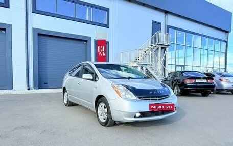 Toyota Prius, 2006 год, 849 999 рублей, 8 фотография