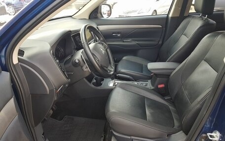 Mitsubishi Outlander III рестайлинг 3, 2013 год, 1 595 000 рублей, 15 фотография