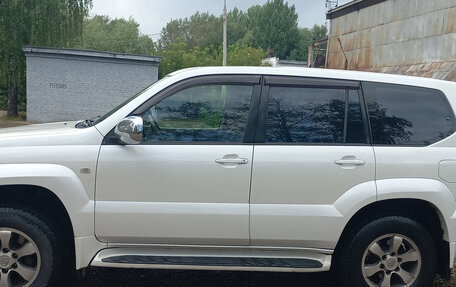 Toyota Land Cruiser Prado 120 рестайлинг, 2002 год, 1 500 000 рублей, 3 фотография