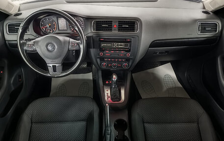 Volkswagen Jetta VI, 2012 год, 849 000 рублей, 9 фотография