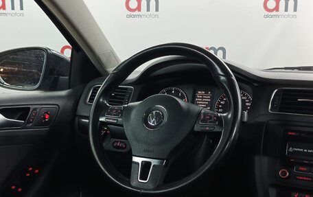 Volkswagen Jetta VI, 2012 год, 849 000 рублей, 13 фотография