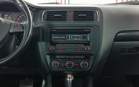 Volkswagen Jetta VI, 2012 год, 849 000 рублей, 15 фотография