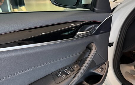 BMW 5 серия, 2021 год, 3 400 000 рублей, 15 фотография